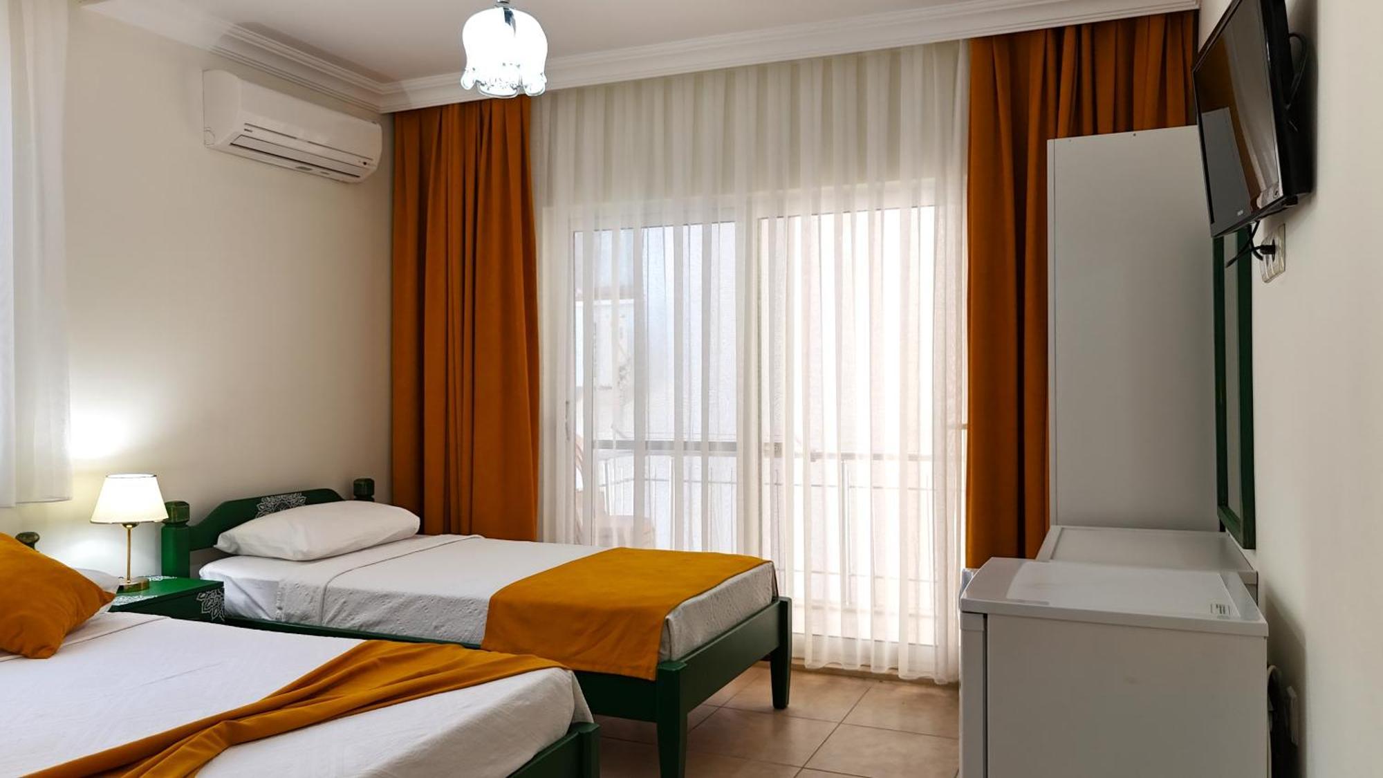 Yazici Otel Bozburun Мармарис Екстериор снимка